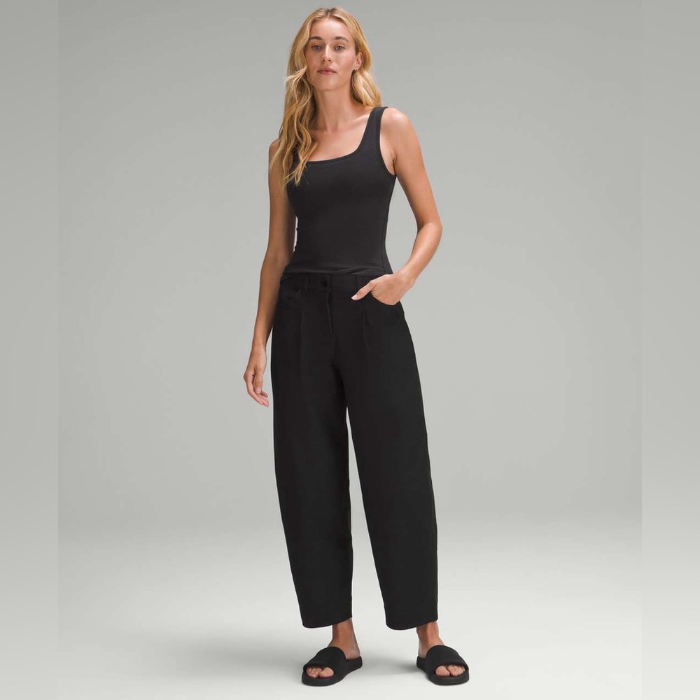 Nwot Lululemon City Sleek Barrel-Leg Pant